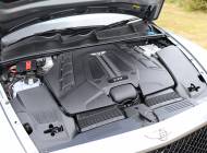 Bentley Bentayga V8