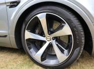 Bentley Bentayga V8