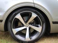 Bentley Bentayga V8