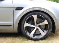 Bentley Bentayga V8