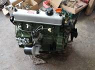 Land Rover 109 - Motor Lackiert mit neuer Wasserpumpe