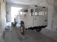 Land Rover Defender 110