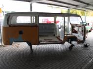 Volkswagen T2a Kombi - Nackte Wahrheiten