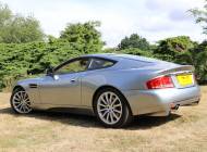 Aston Martin V12 Vanquish