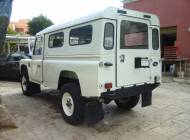 Land Rover Defender 110