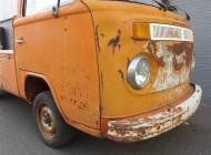 Volkswagen T2b pickup