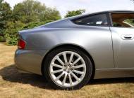 Aston Martin V12 Vanquish
