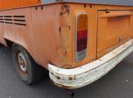 Volkswagen T2b pickup