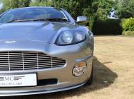Aston Martin V12 Vanquish