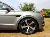 Bentley Bentayga V8