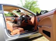 Aston Martin V12 Vanquish