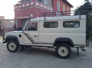 Land Rover Defender 110