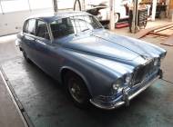 Jaguar 420