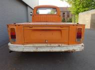 Volkswagen T2b pickup