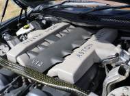 Aston Martin V12 Vanquish