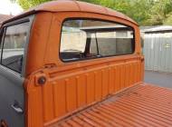 Volkswagen T2b pickup