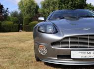 Aston Martin V12 Vanquish