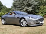 Aston Martin V12 Vanquish