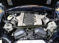 Aston Martin V12 Vanquish