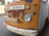 Volkswagen T2b pickup