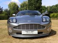 Aston Martin V12 Vanquish