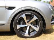 Bentley Bentayga V8