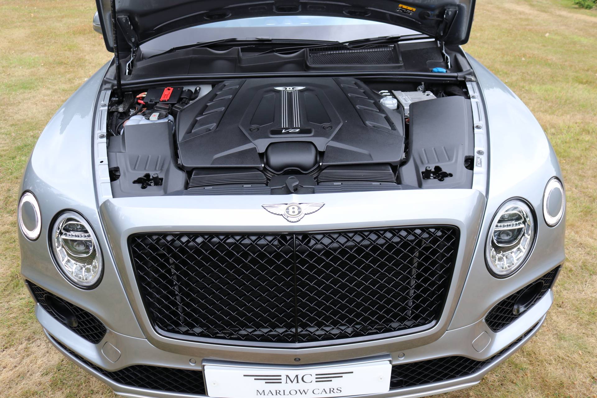 Bentley Bentayga V8