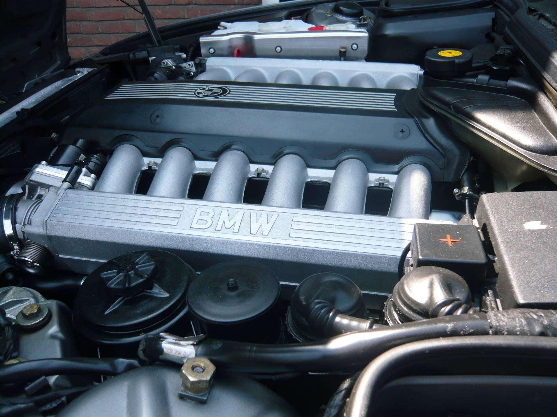 BMW 750i