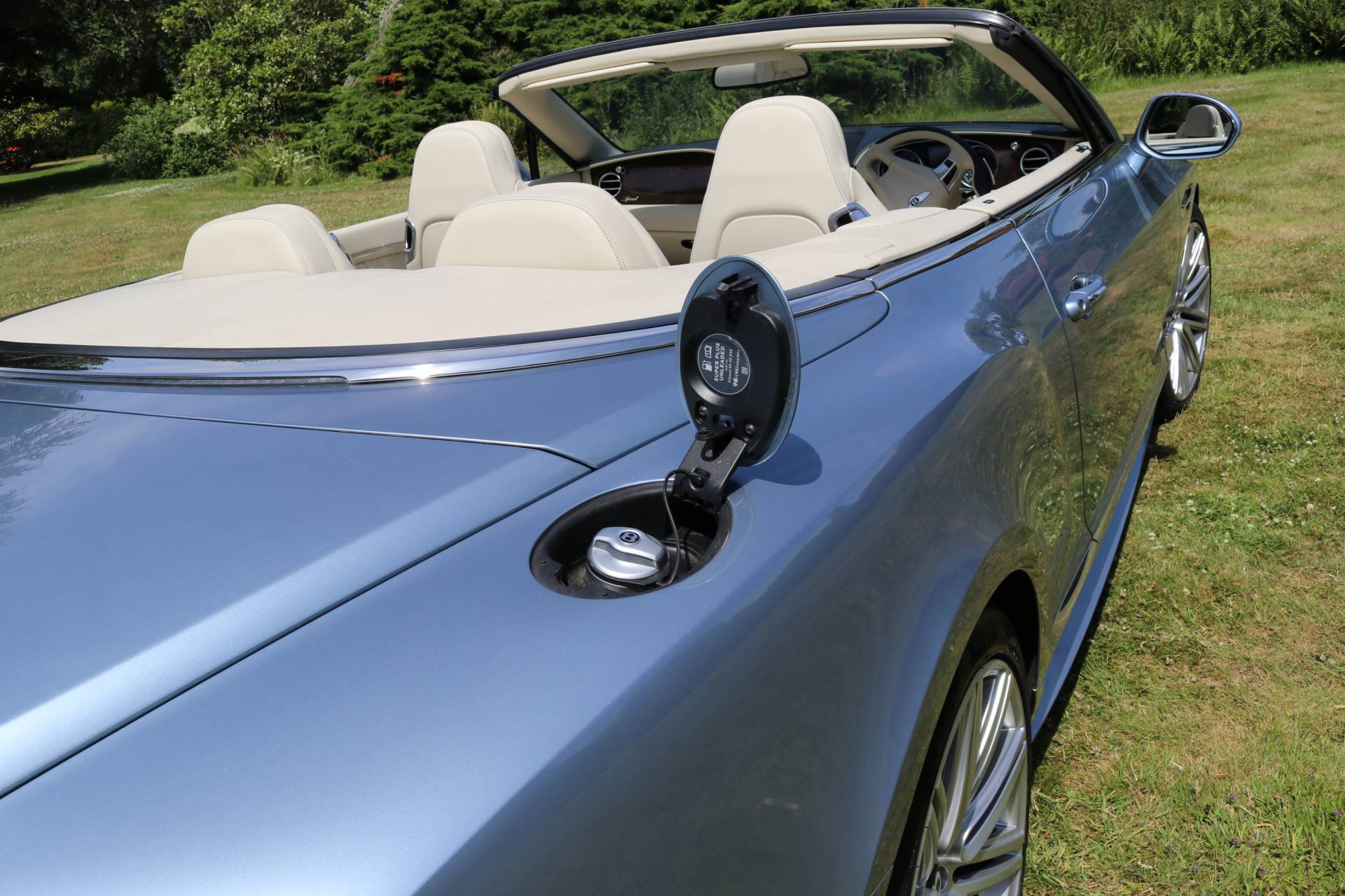 Bentley Continental GTC Speed