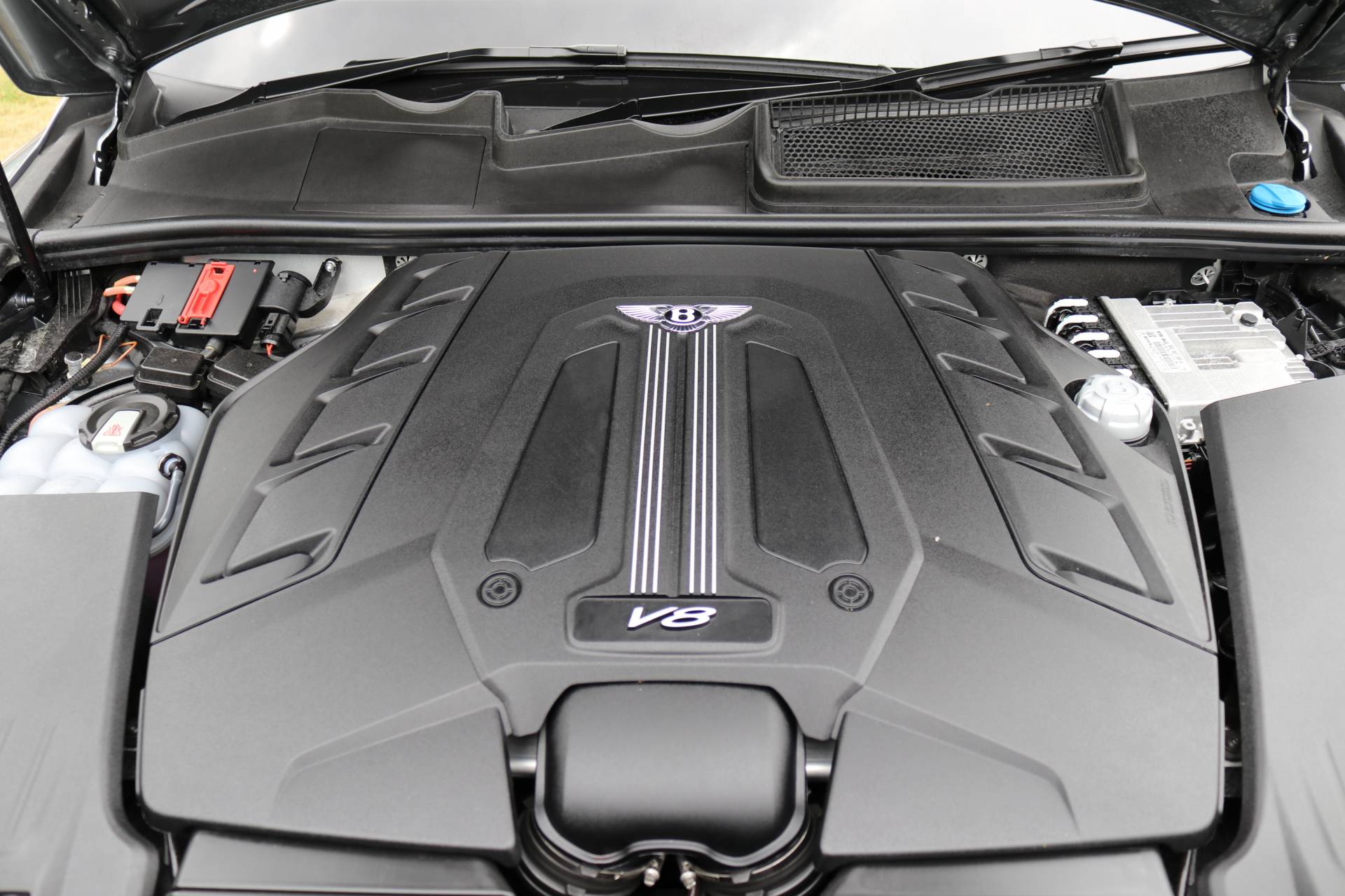 Bentley Bentayga V8