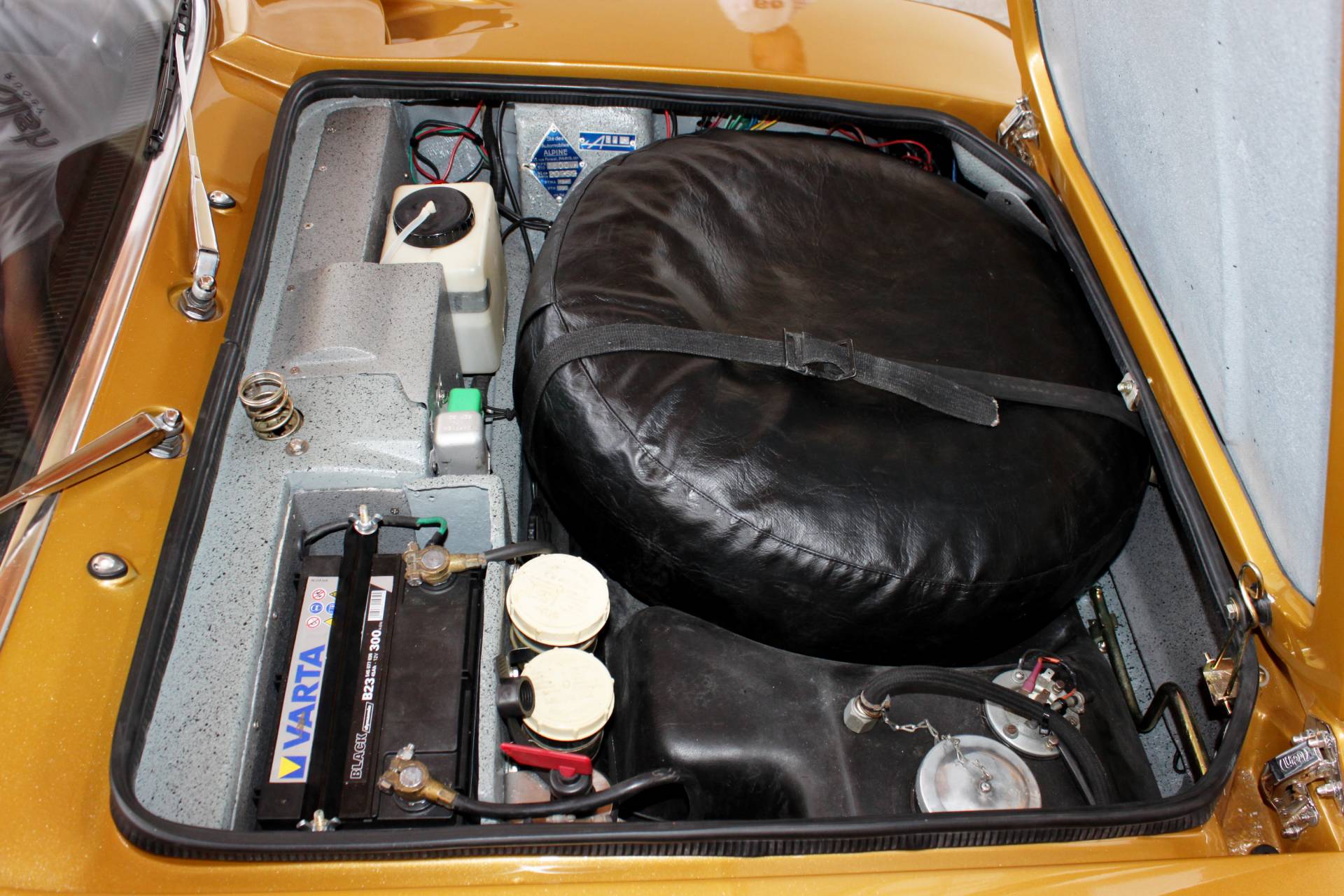 Alpine A 310 1600 VF injection