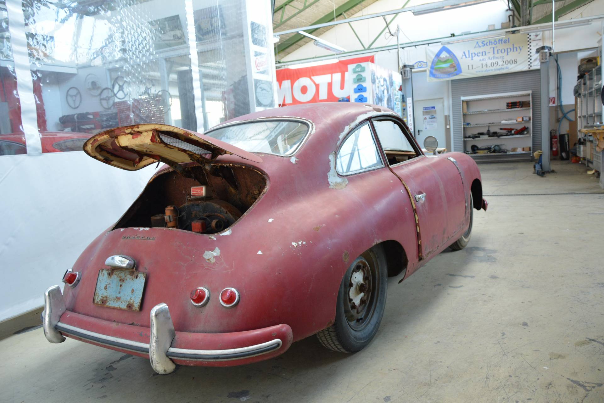 Porsche 356 1500 - Ansicht Ausgangsfahrzeug hinten rechts
