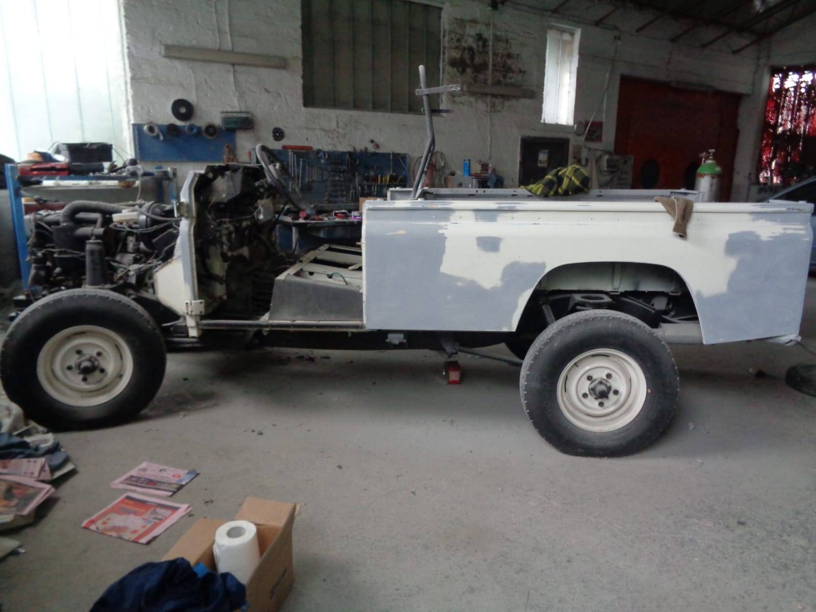 Land Rover Defender 110