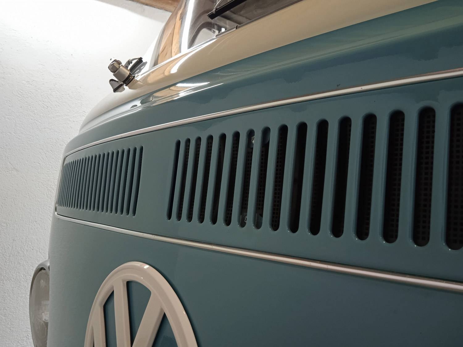 Volkswagen T2a Kombi