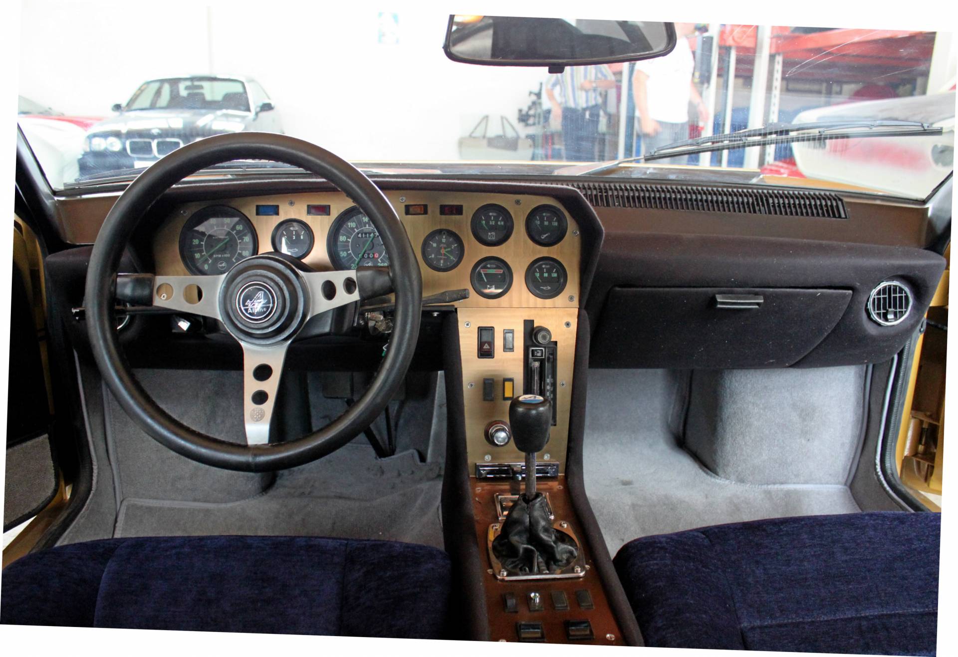 Alpine A 310 1600 VF injection