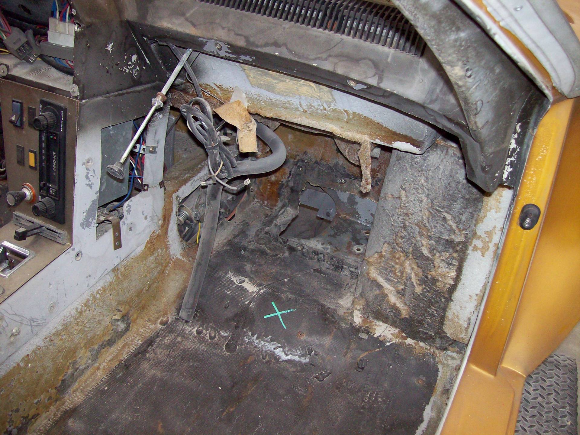 Alpine A 310 1600 VF injection