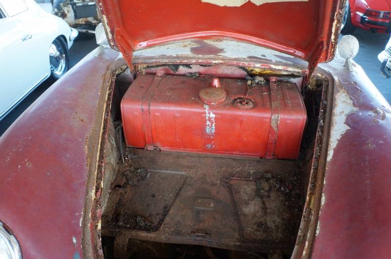 Porsche 356 1500 - Ausgangsfahrzeug Tank u. "Kofferraum"