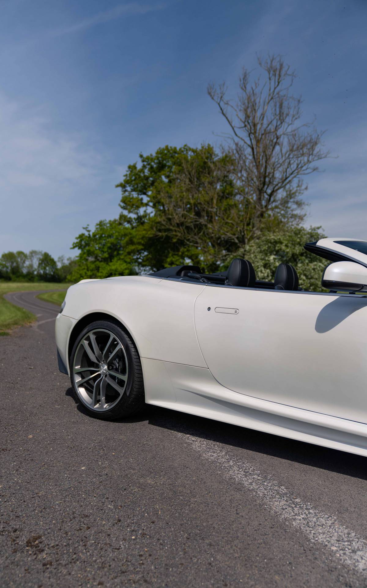 Aston Martin DBS