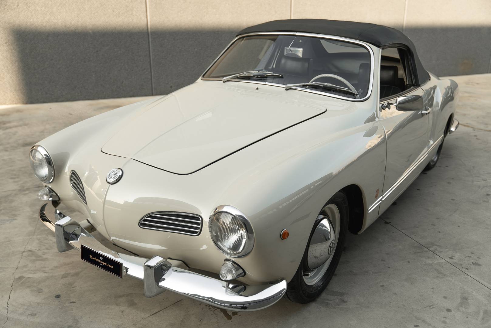 Volkswagen Karmann Ghia 1200
