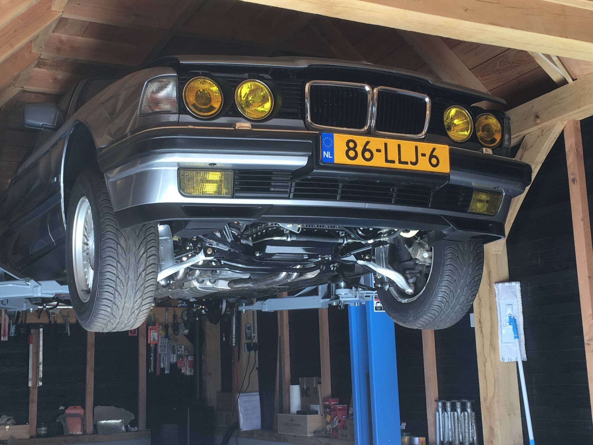 BMW 750i