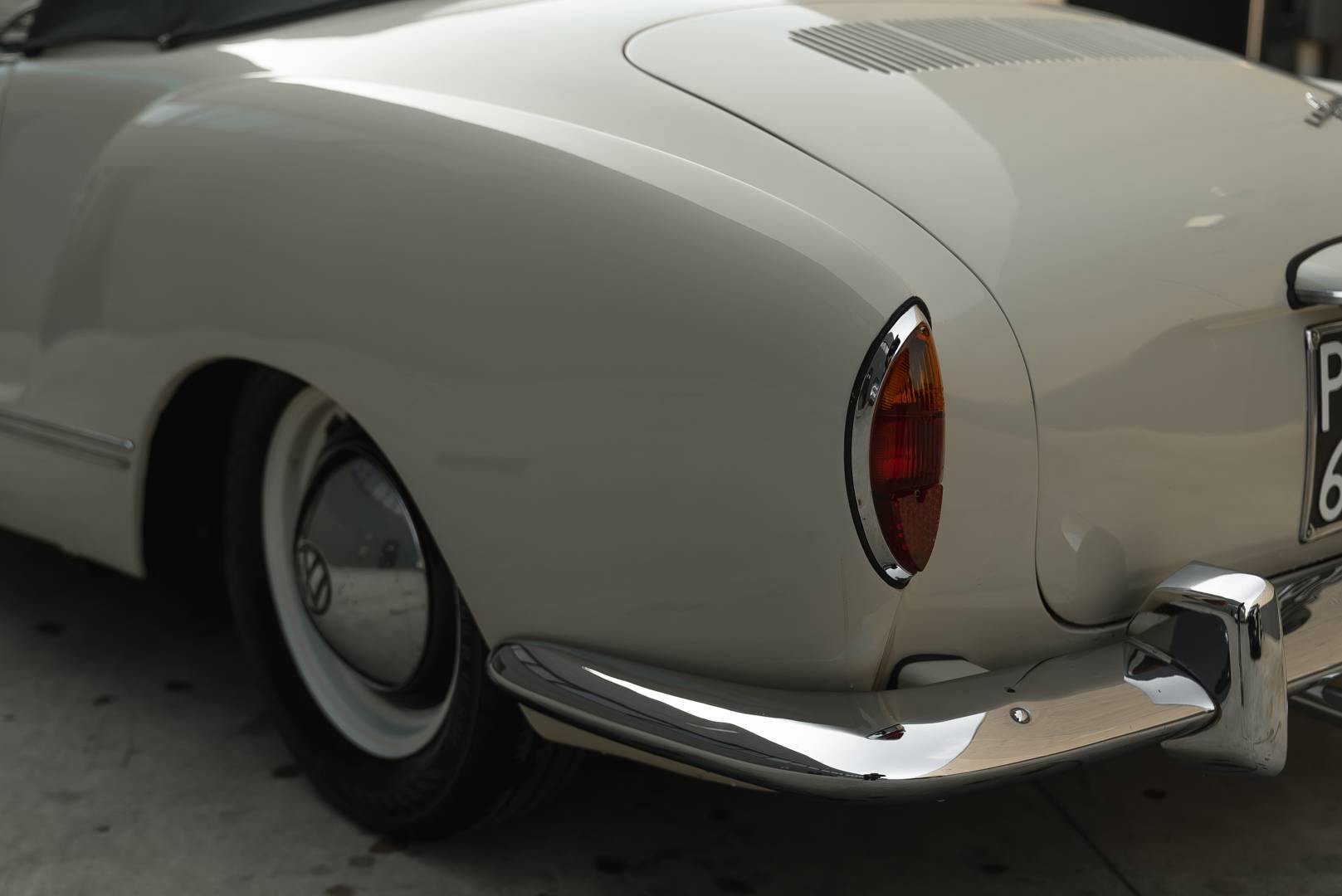 Volkswagen Karmann Ghia 1200