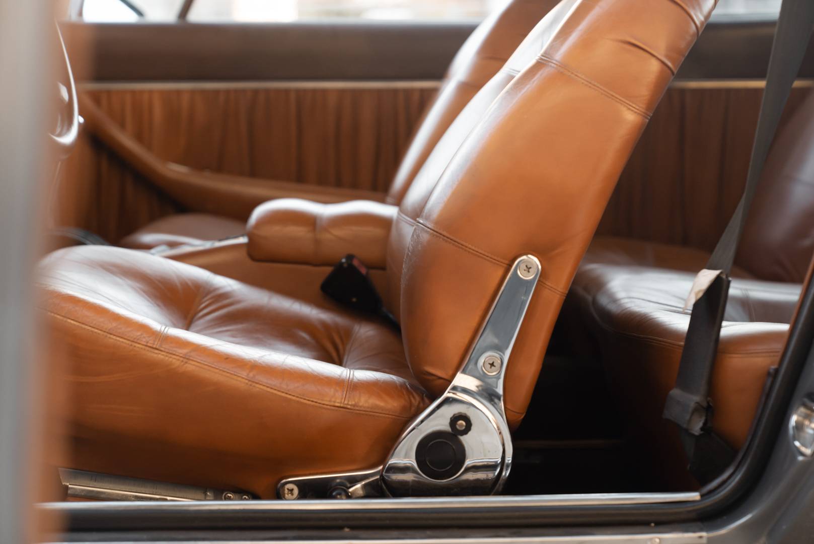 De Tomaso Longchamp