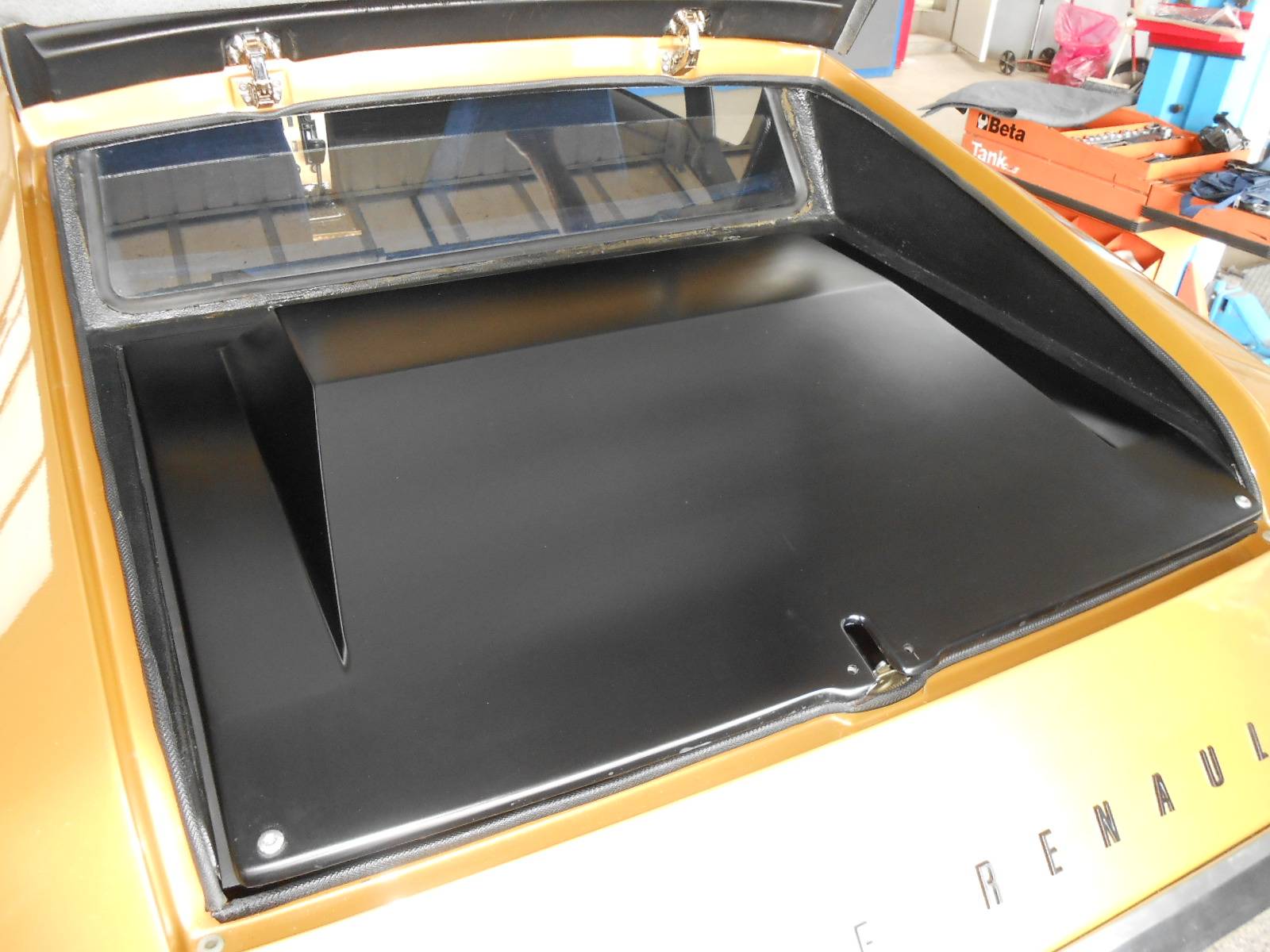 Alpine A 310 1600 VF injection