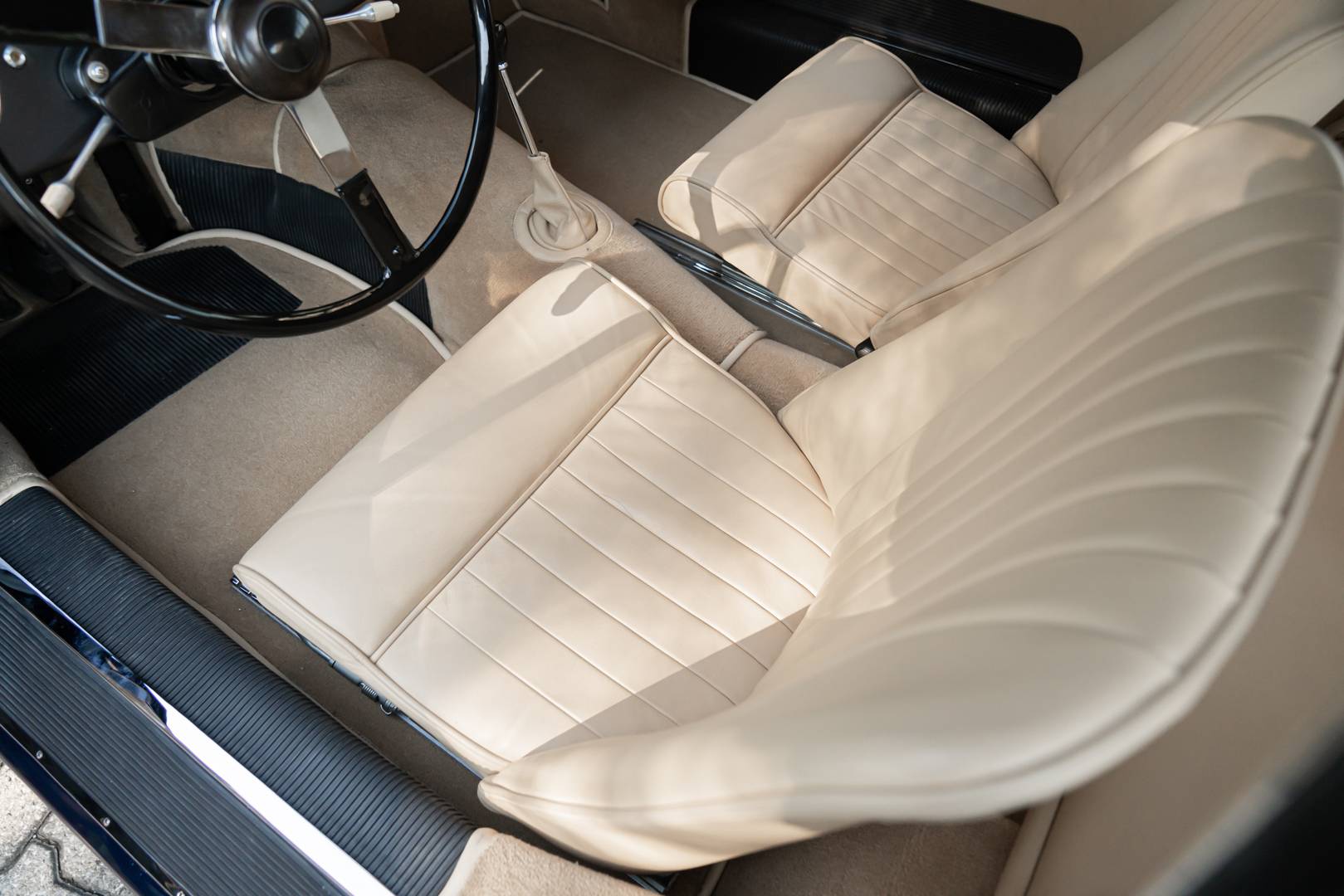 Aston Martin DB 2/4 Mk III