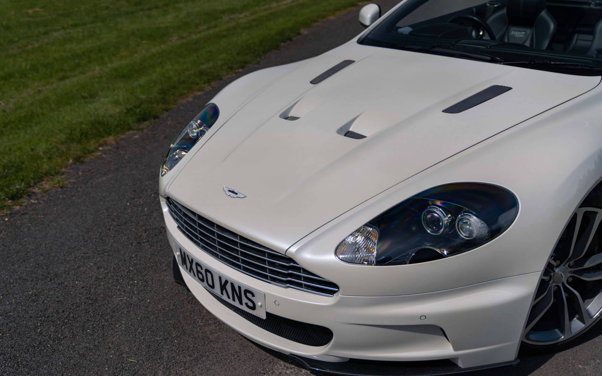 Aston Martin DBS