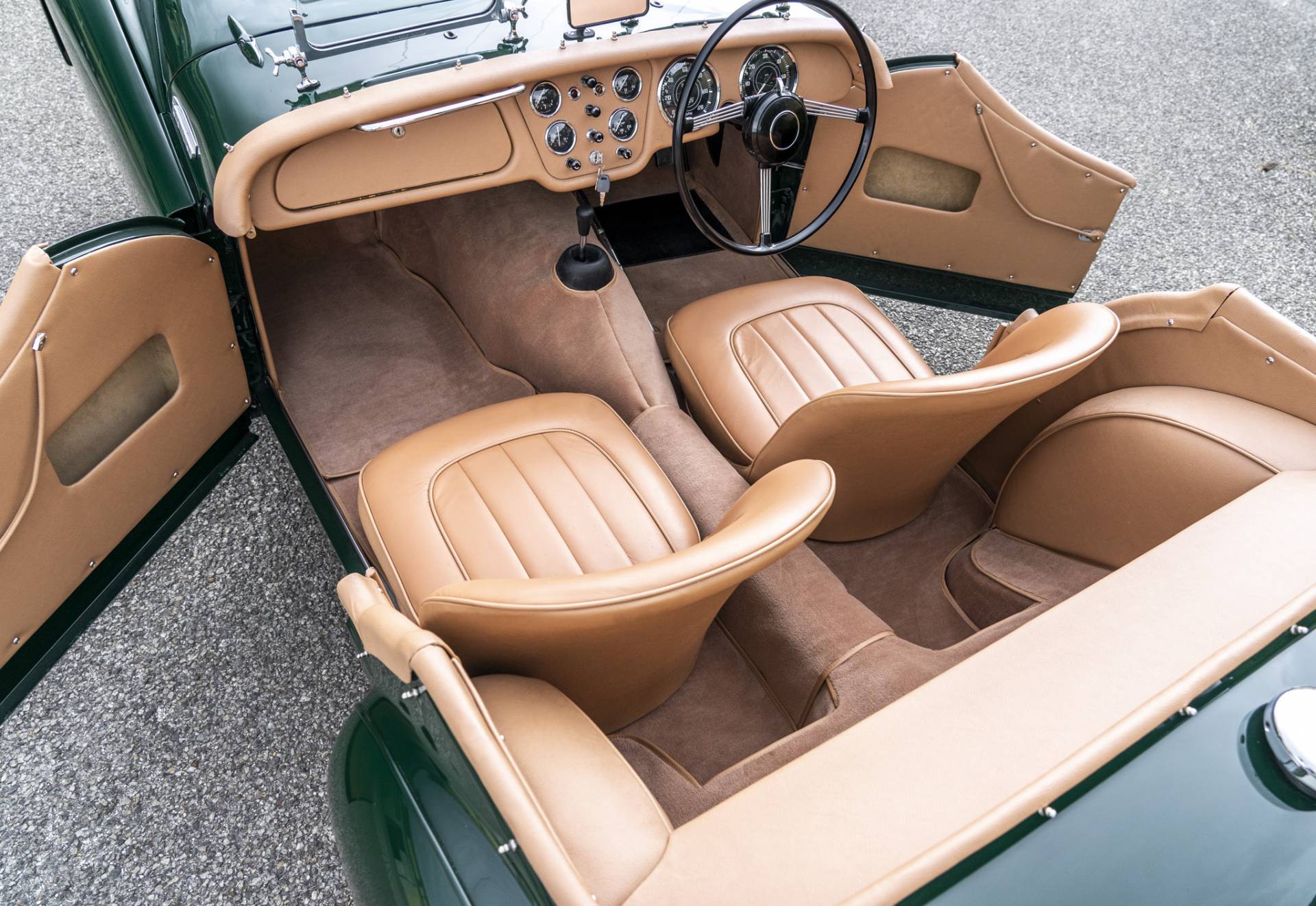 Triumph TR 2 - Triumph TR2 Long Door
