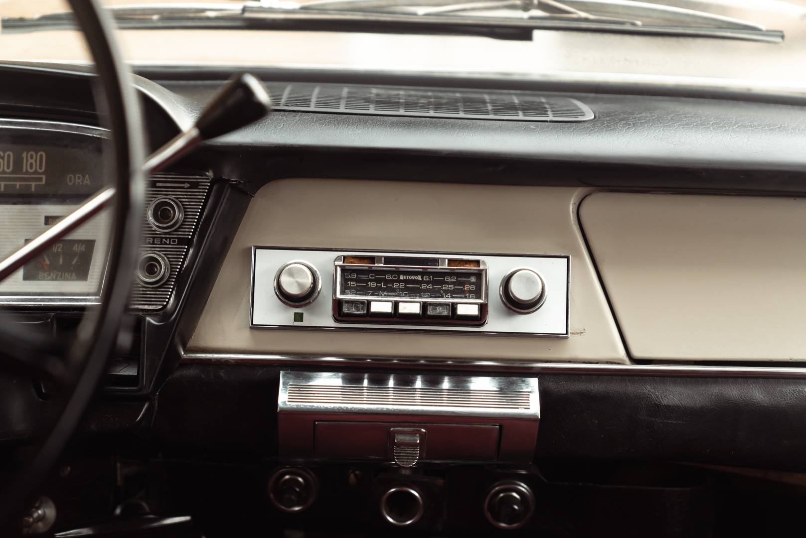 FIAT 2300