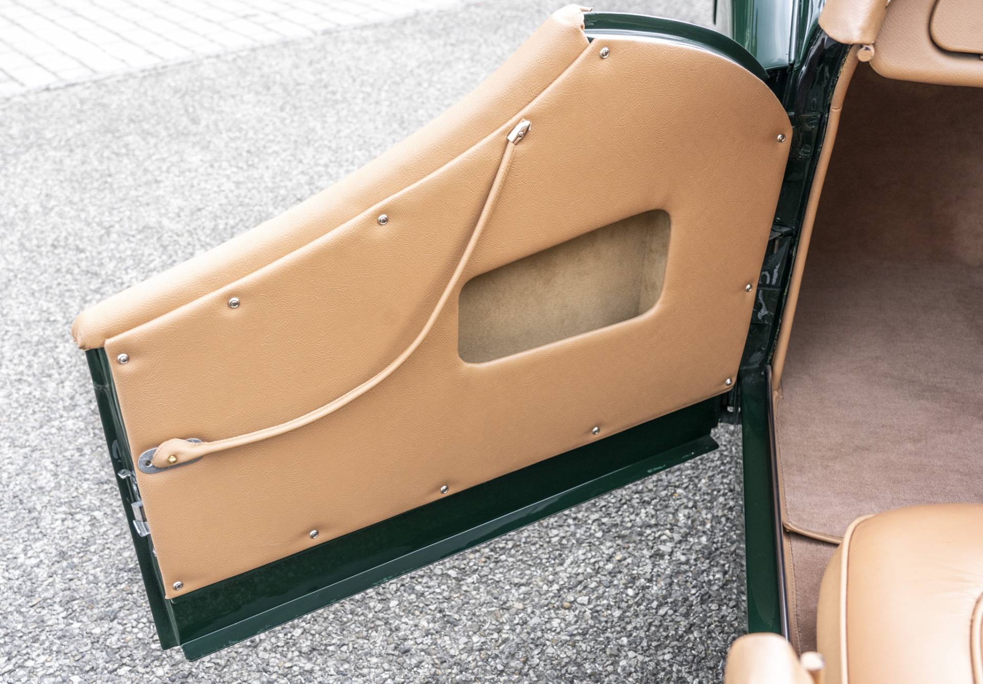 Triumph TR 2 - Triumph TR2 Long Door