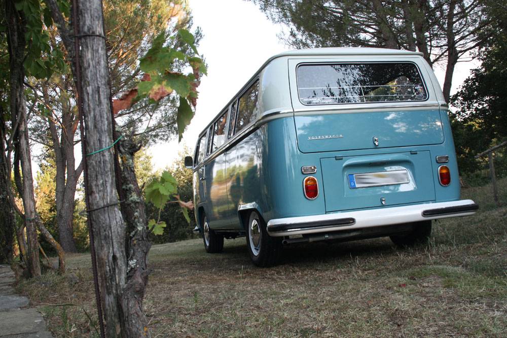 Volkswagen T2a Kombi - Der Samba Nachfolger... T2a Deluxe mit Schiebedach