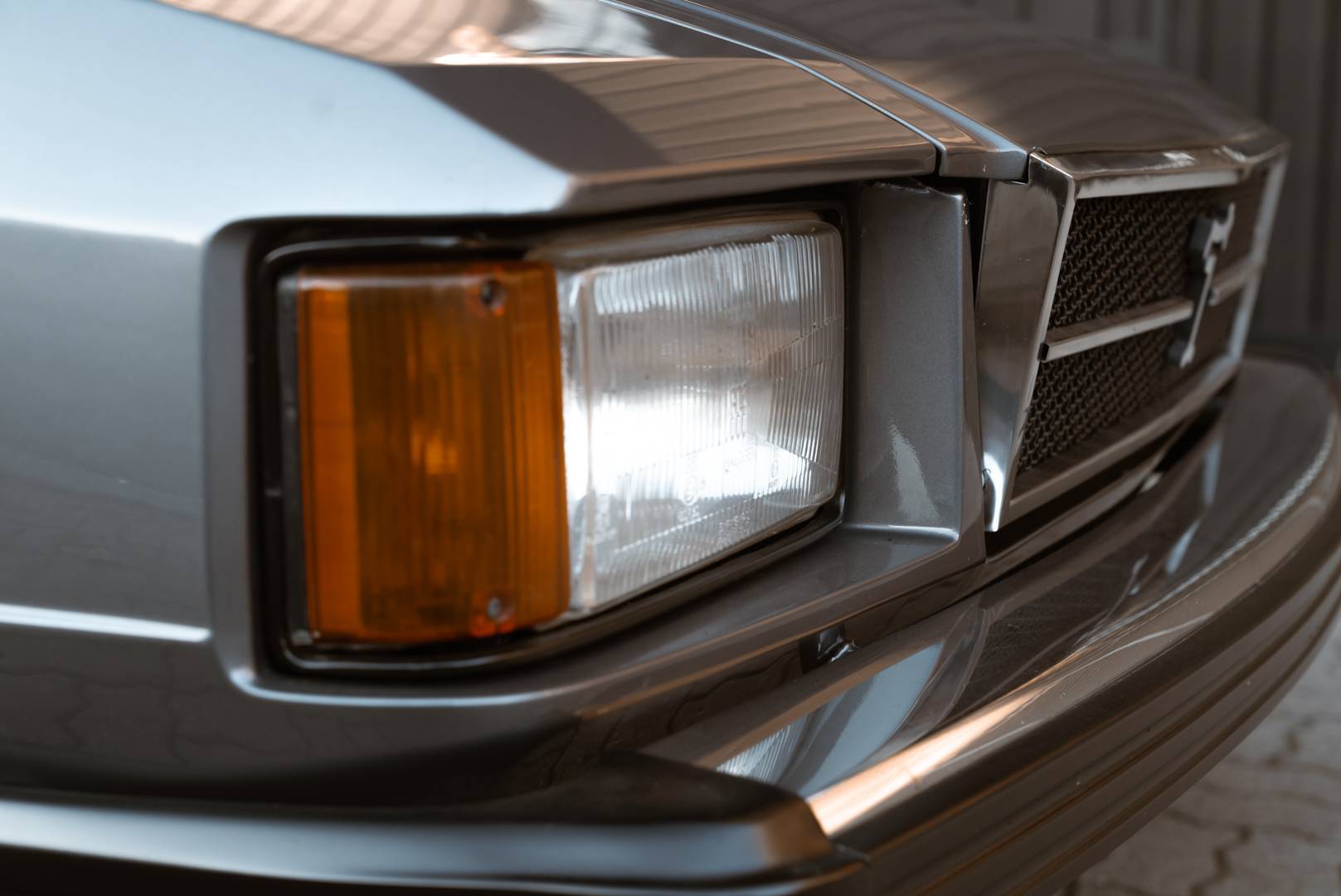 De Tomaso Longchamp